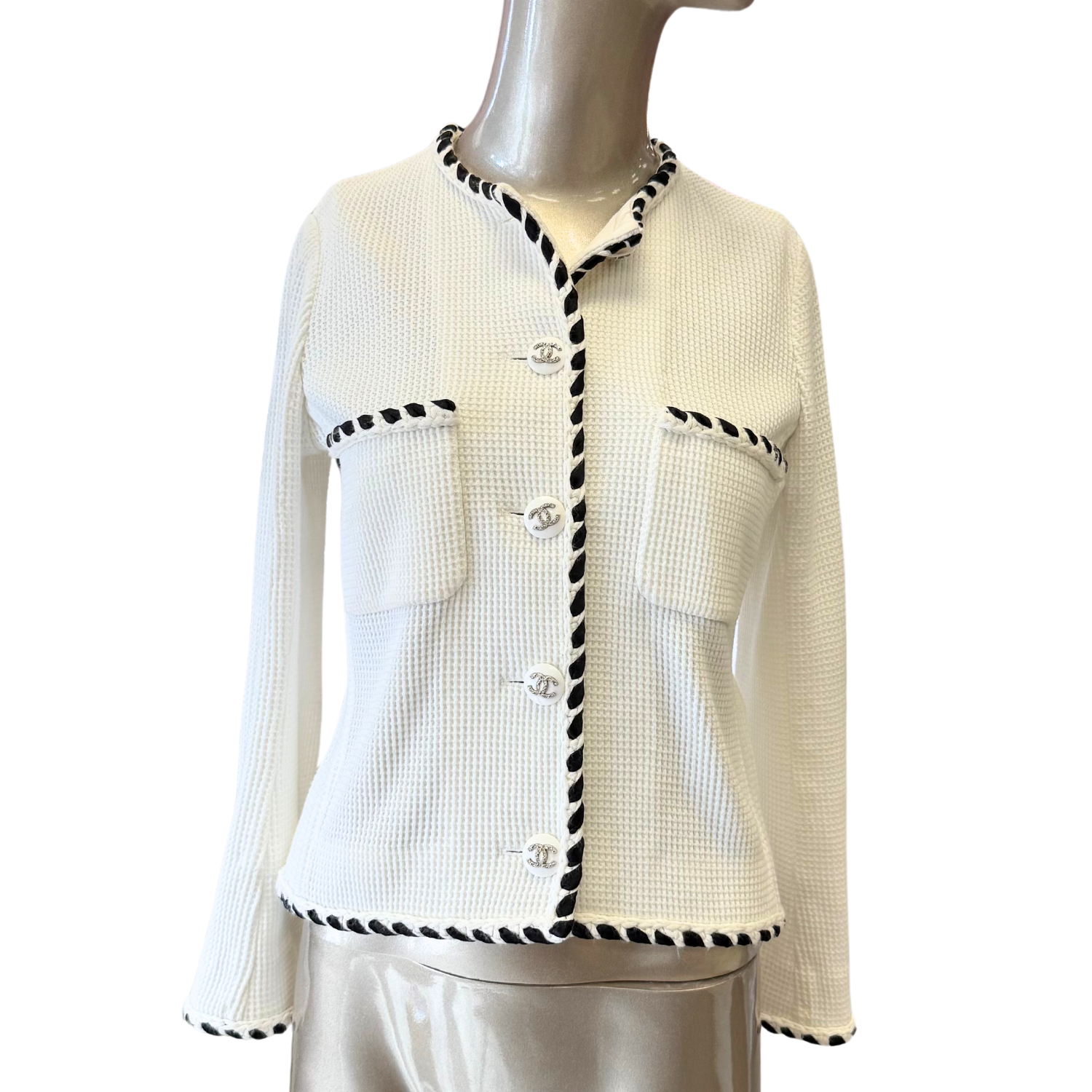 Chanel Look 4 Cruise Blazer 2021 White & Black