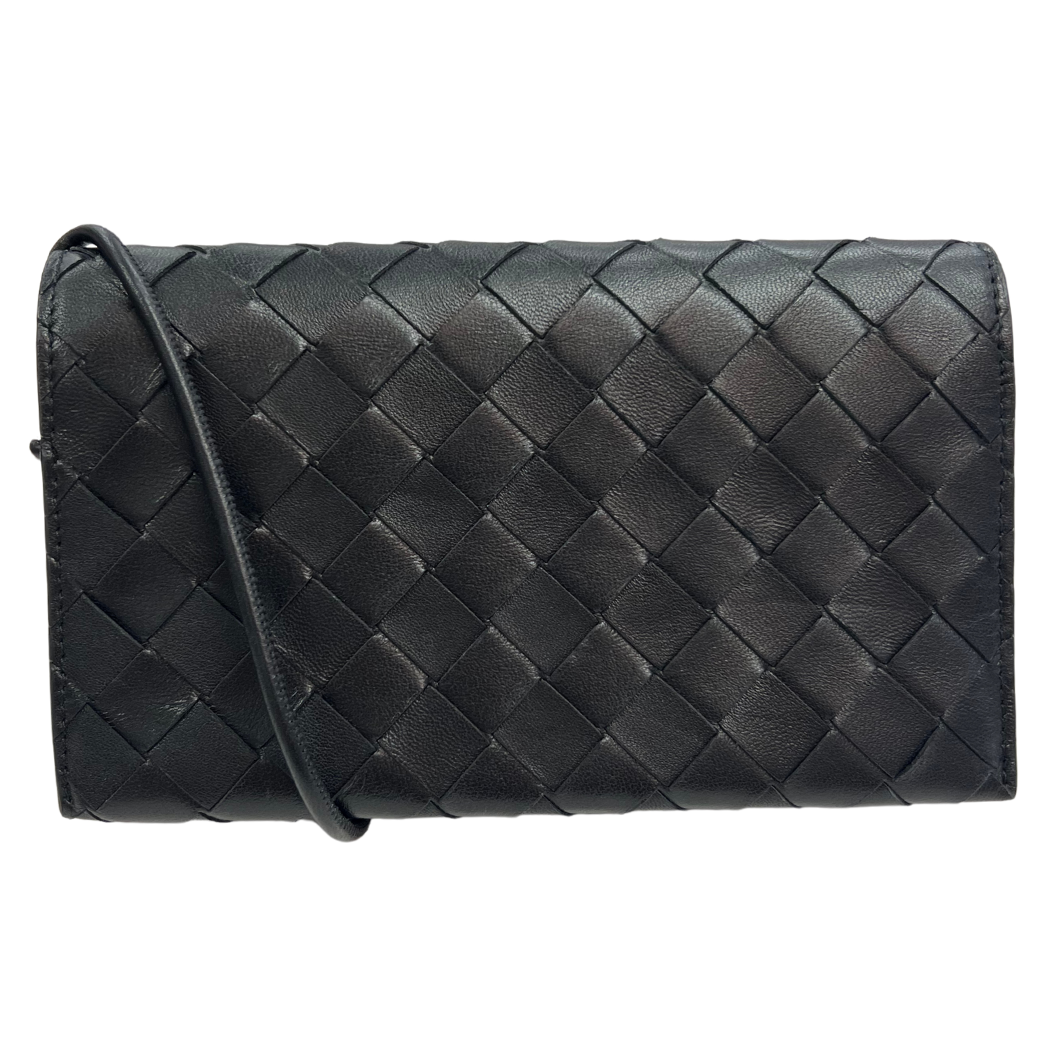 Bottega Veneta Wallet on Chain