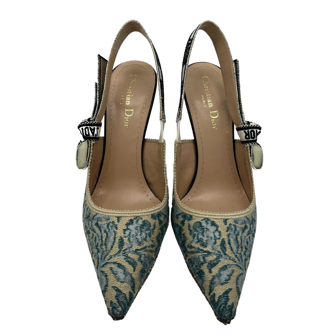 J'Adior Slingback Pump