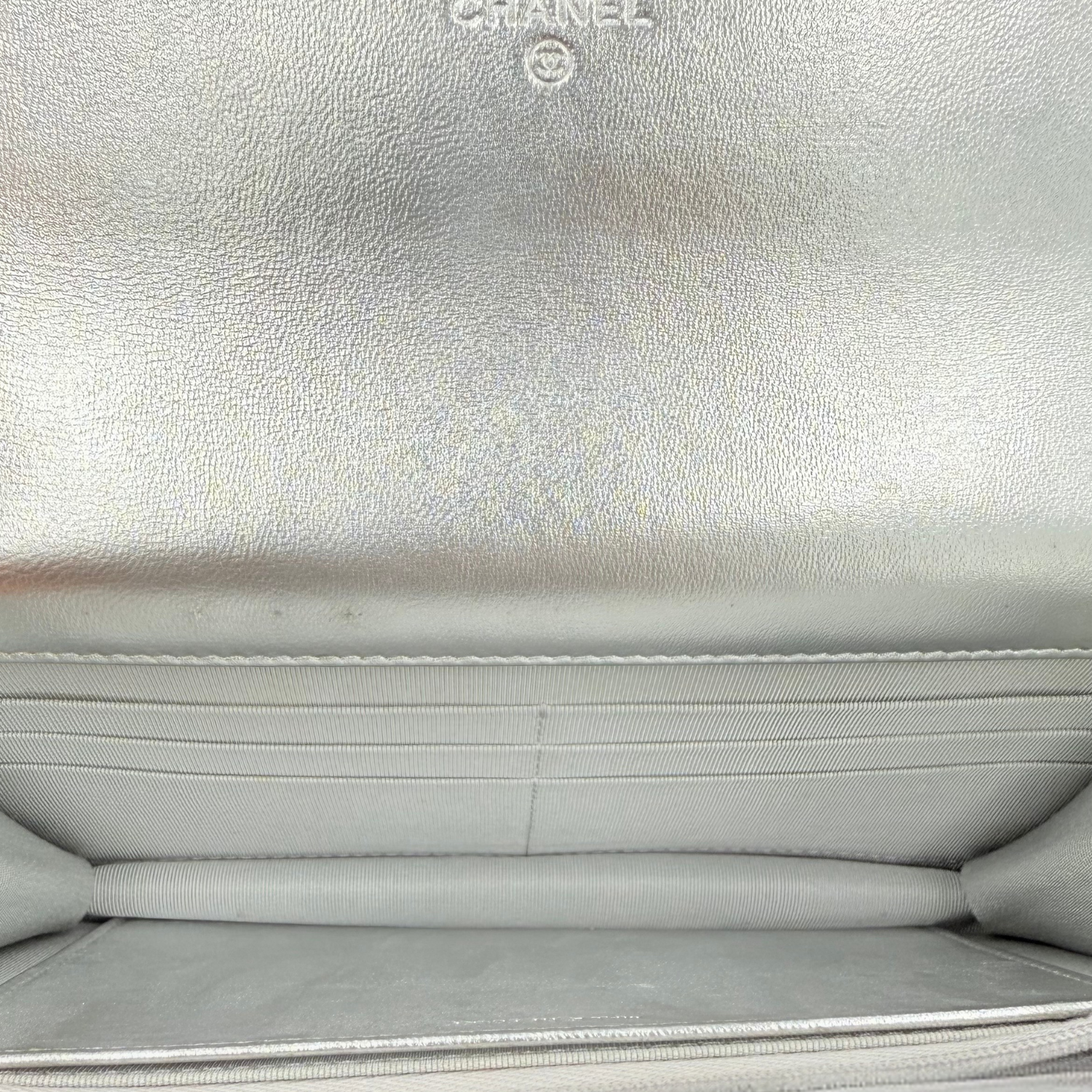 Chanel Gradient Metallic Quilted Wallet On Chain Iridescent
