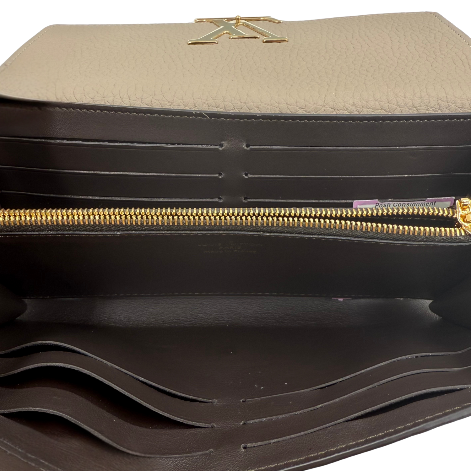 Louis Vuitton Capucines Flap Wallet Pebble