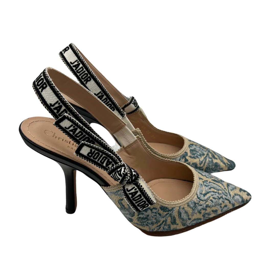 J'Adior Slingback Pump