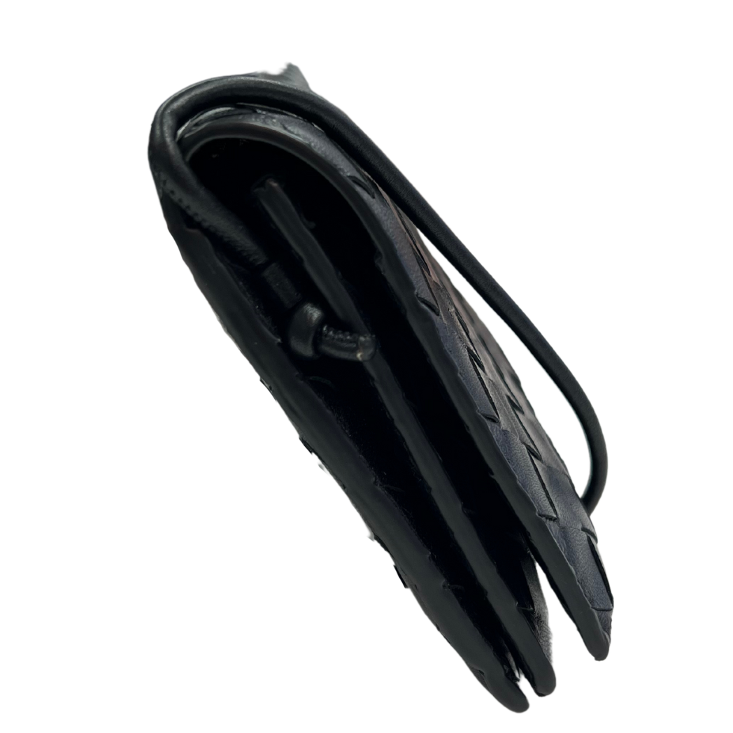 Bottega Veneta Wallet on Chain