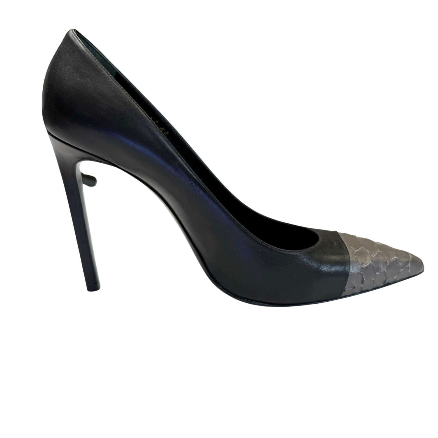 Saint Laurent Pointed Toe Leather Pumps Black