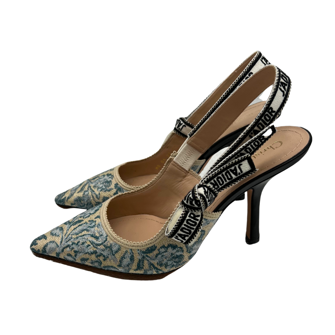 J'Adior Slingback Pump