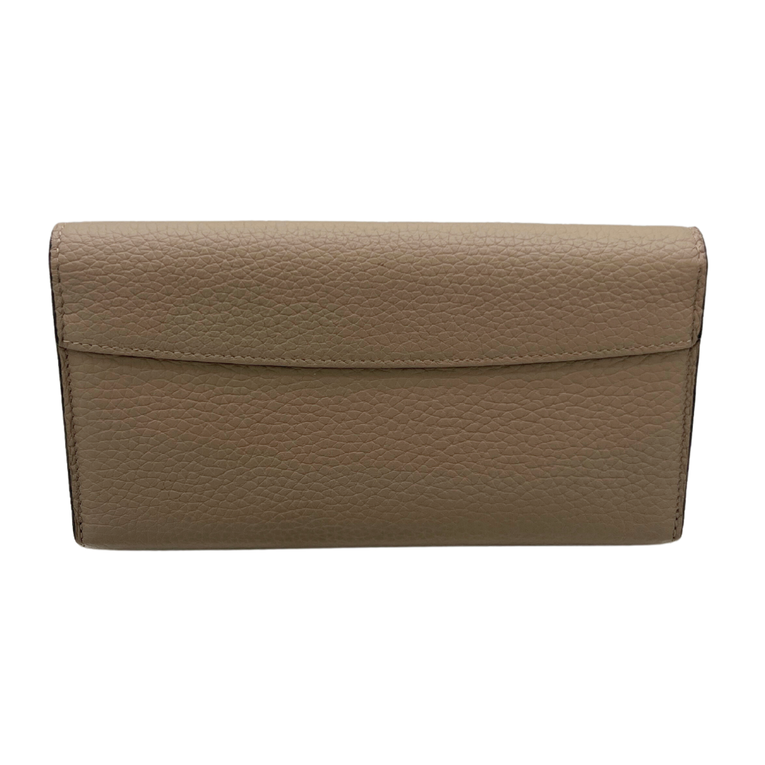 LV Capucines Wallet