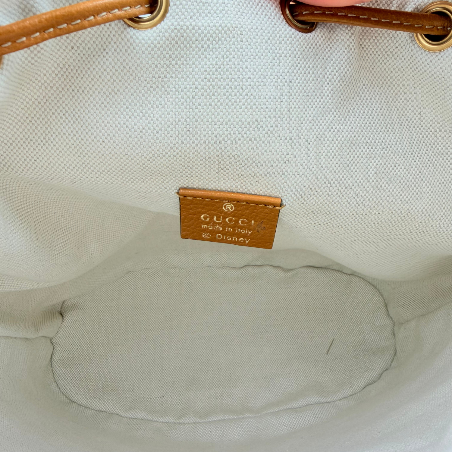 Gucci x Disney GG Supreme Monogram Bucket Bag Beige