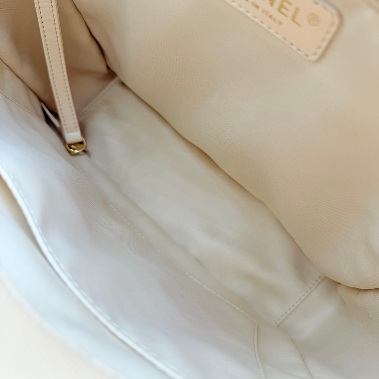 Chanel Petite Shopping Tote Beige
