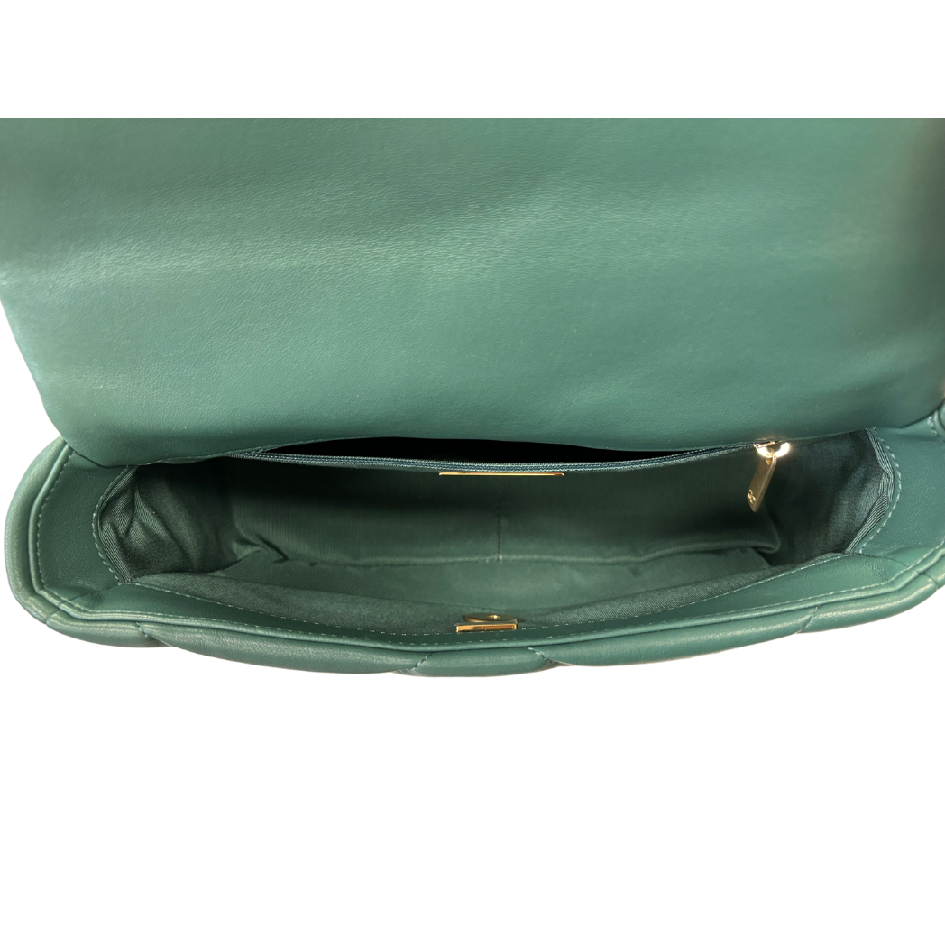 Chanel 19 (Medium)