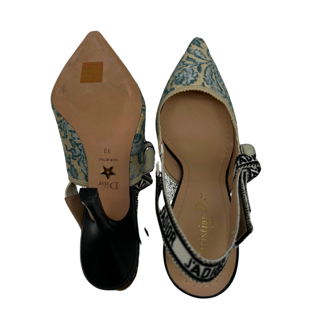 J'Adior Slingback Pump