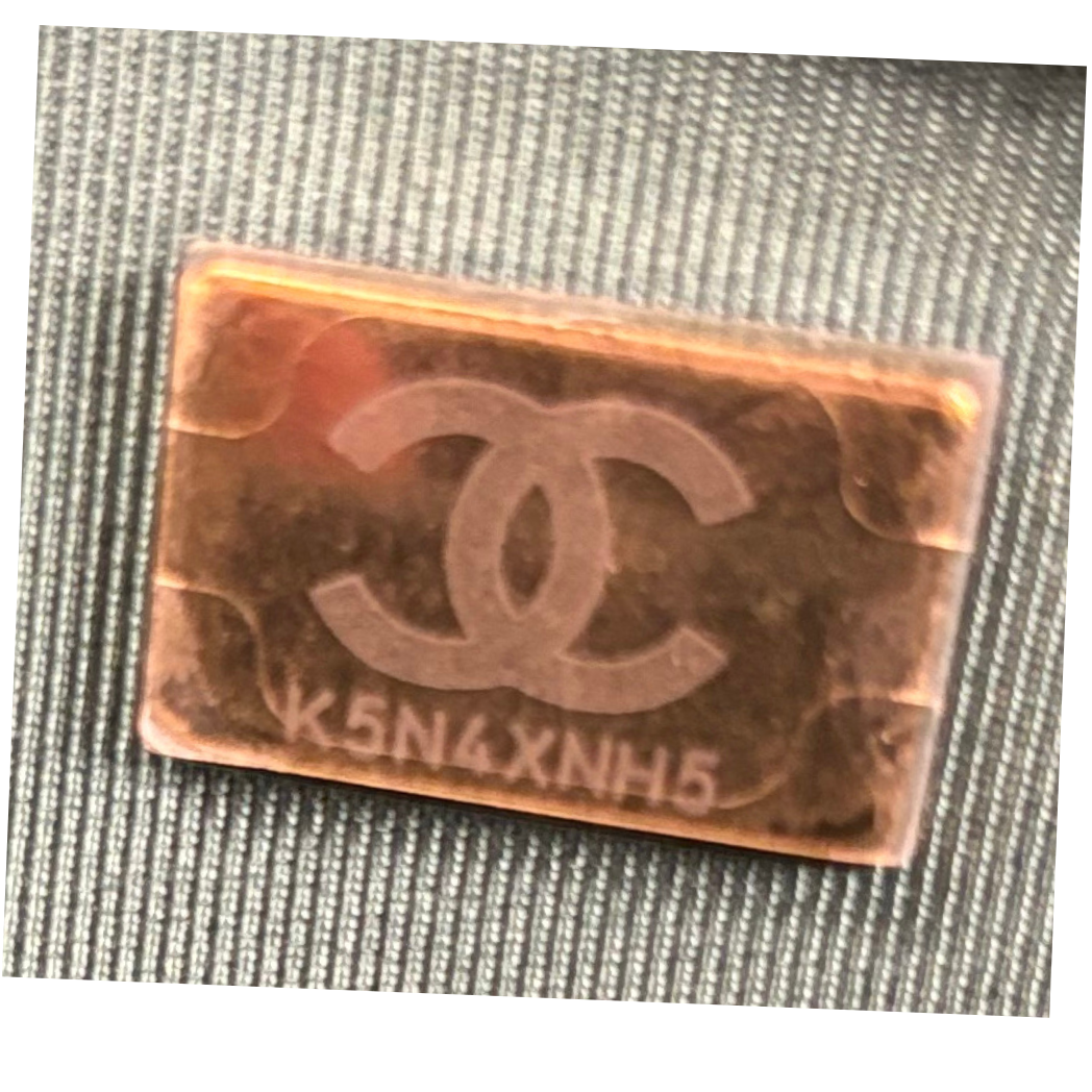 Chanel 19 (Medium)