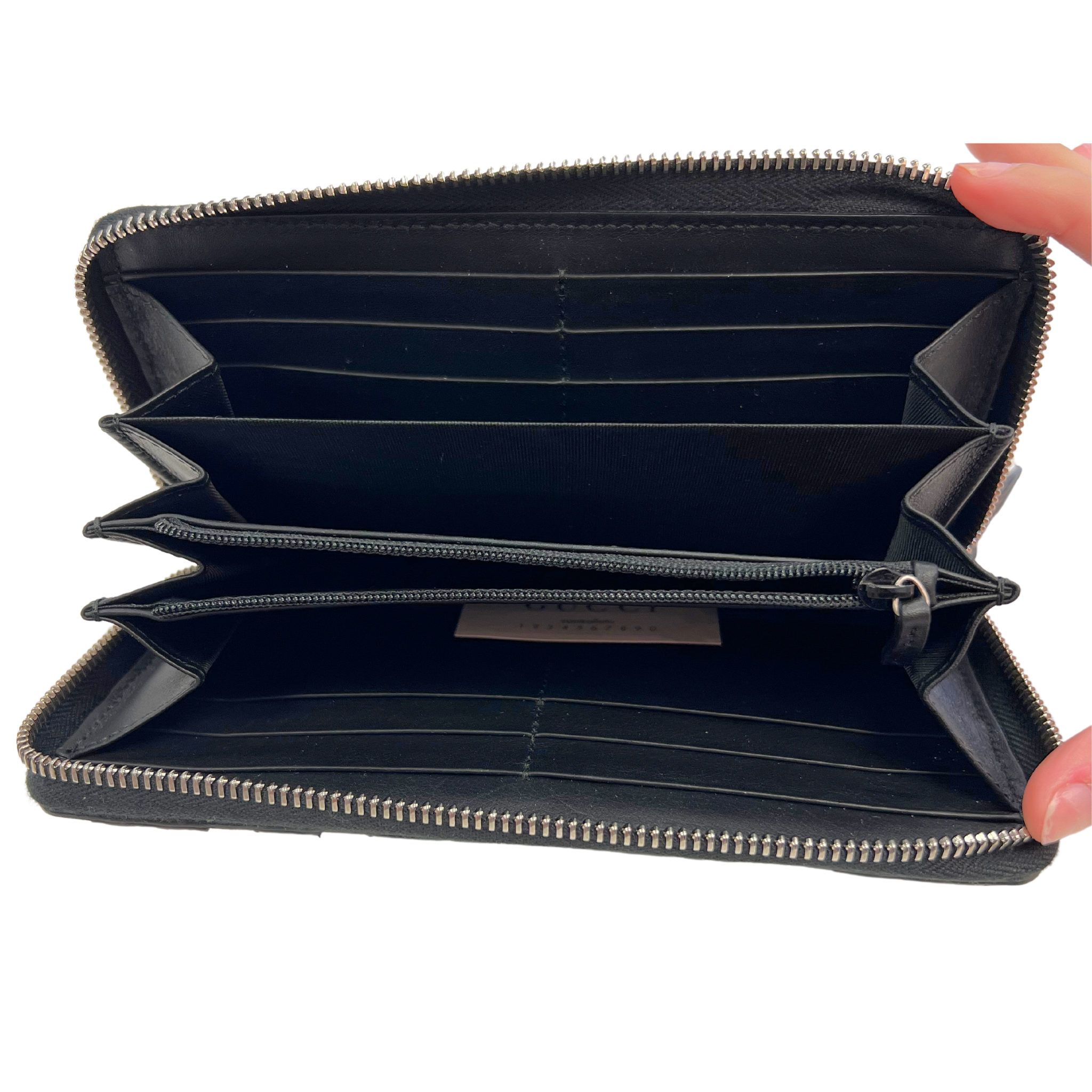 Gucci Supreme Monogram Arabesque Wallet