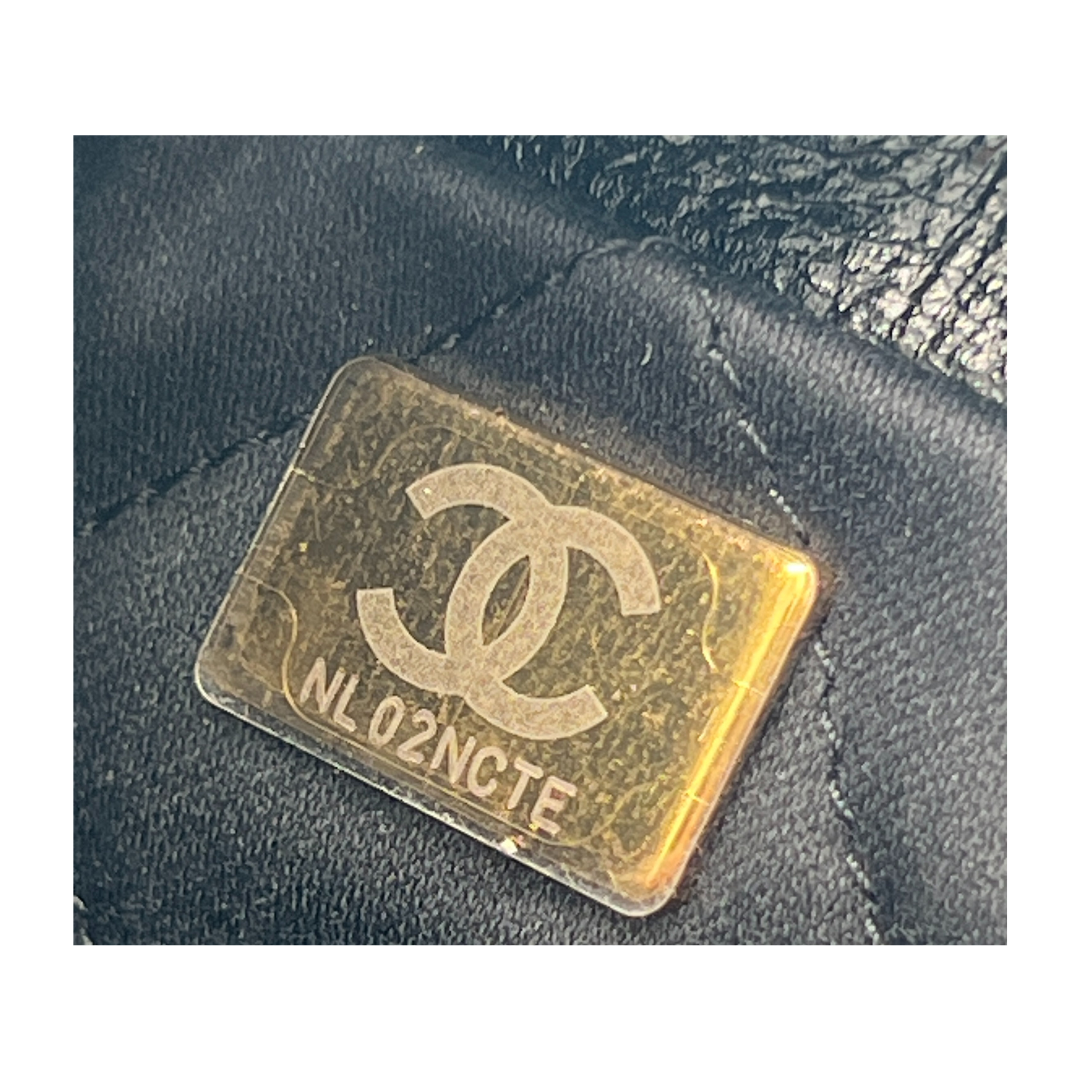 Chanel 22 Mini