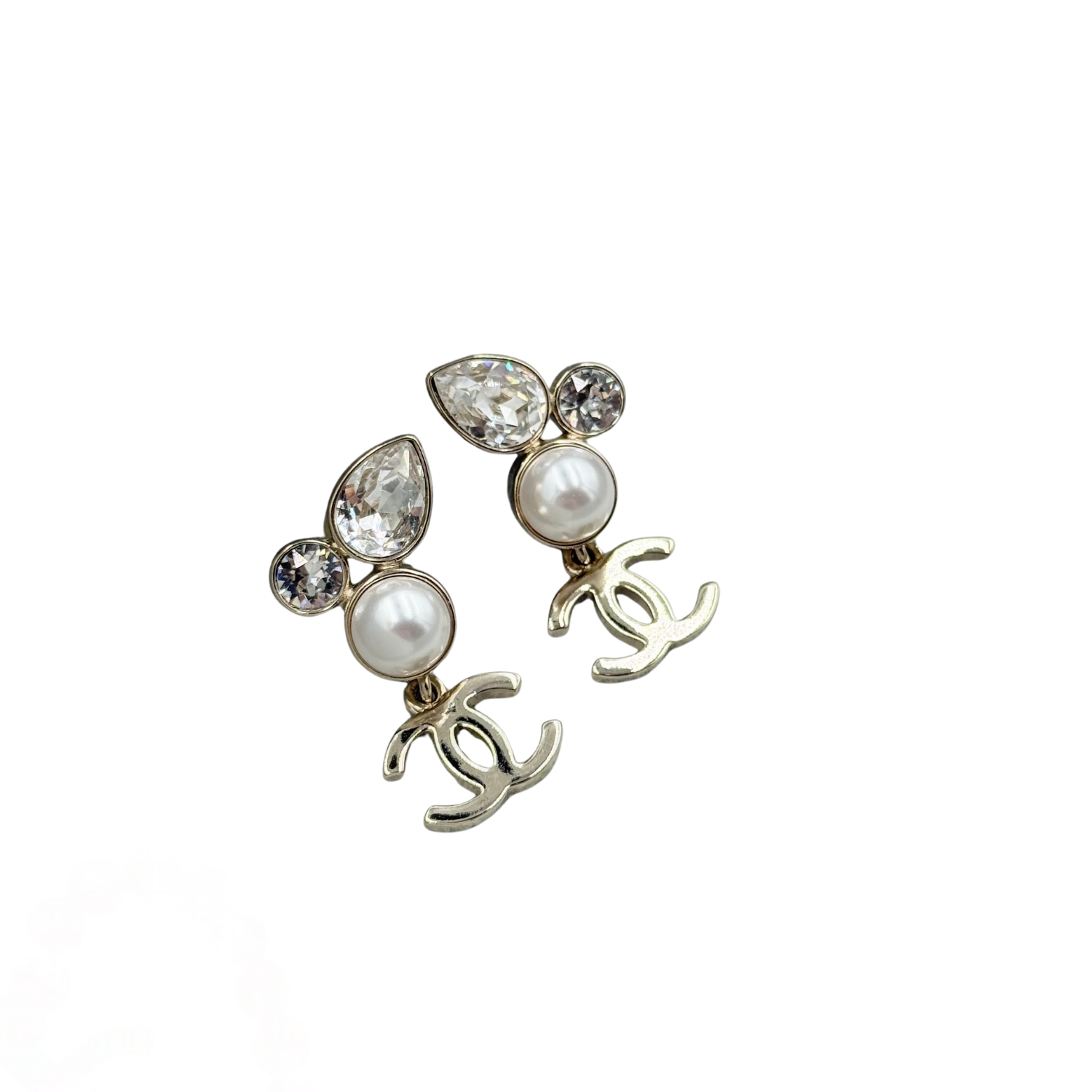Chanel Medium CC Limited Leaf Drop Pearl Earrings Gold