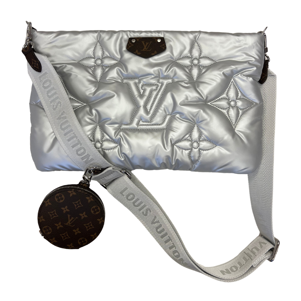 Louis Vuitton Maxi Multipochette