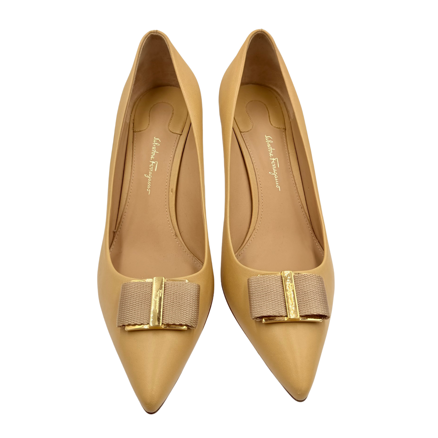 Salvatore Ferragamo Zaia Bow Leather Pumps Beige