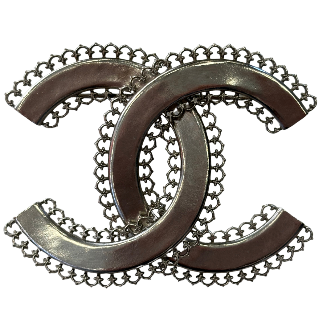 Chanel Scalloped Interlocking Pin