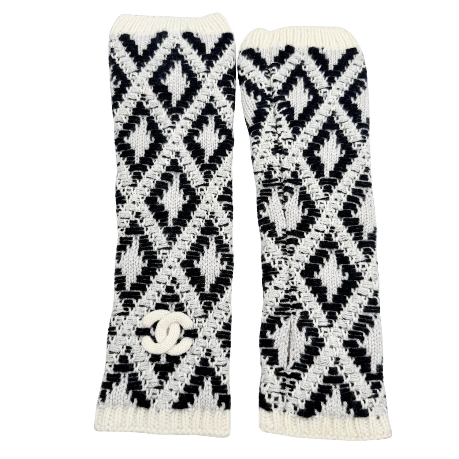 Chanel Cashmere Beanie and Arm Warmers Set Grey