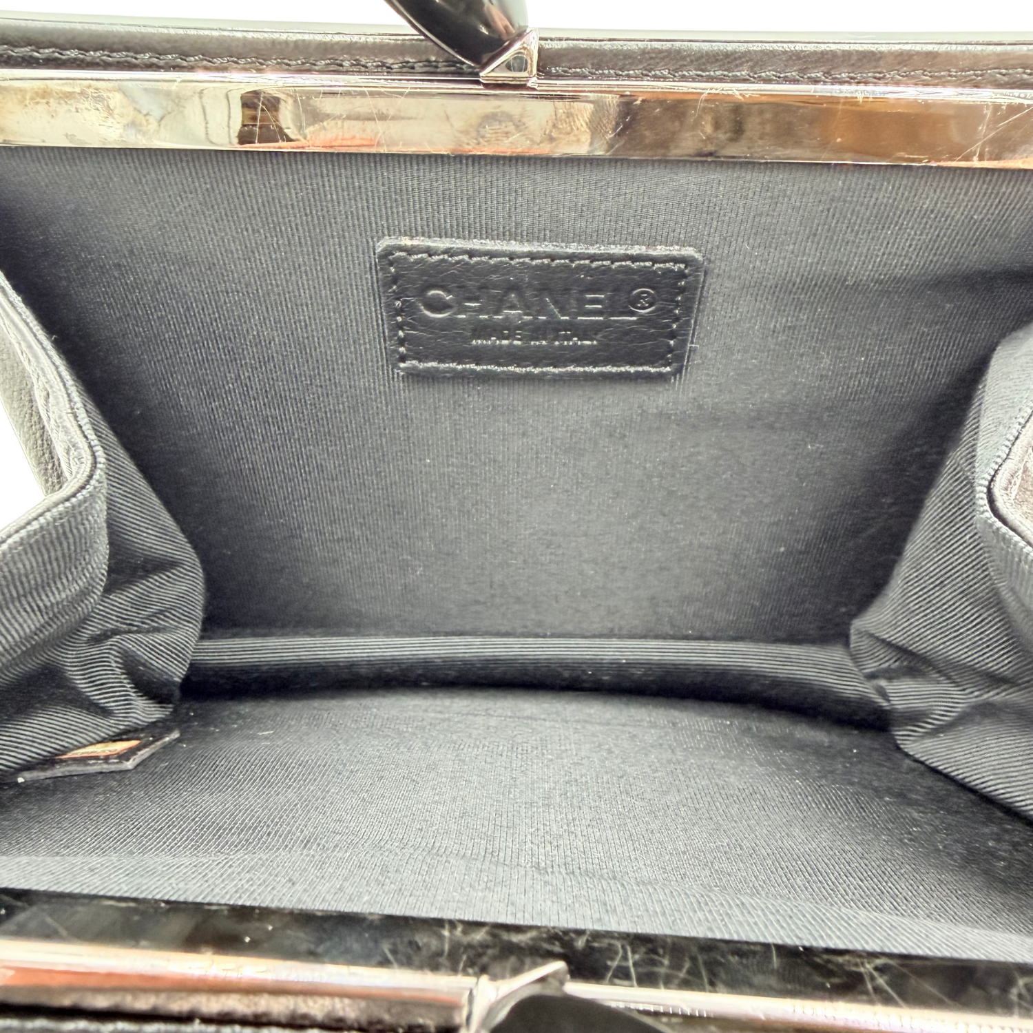 Chanel Vintage Kiss-Lock Clutch Black