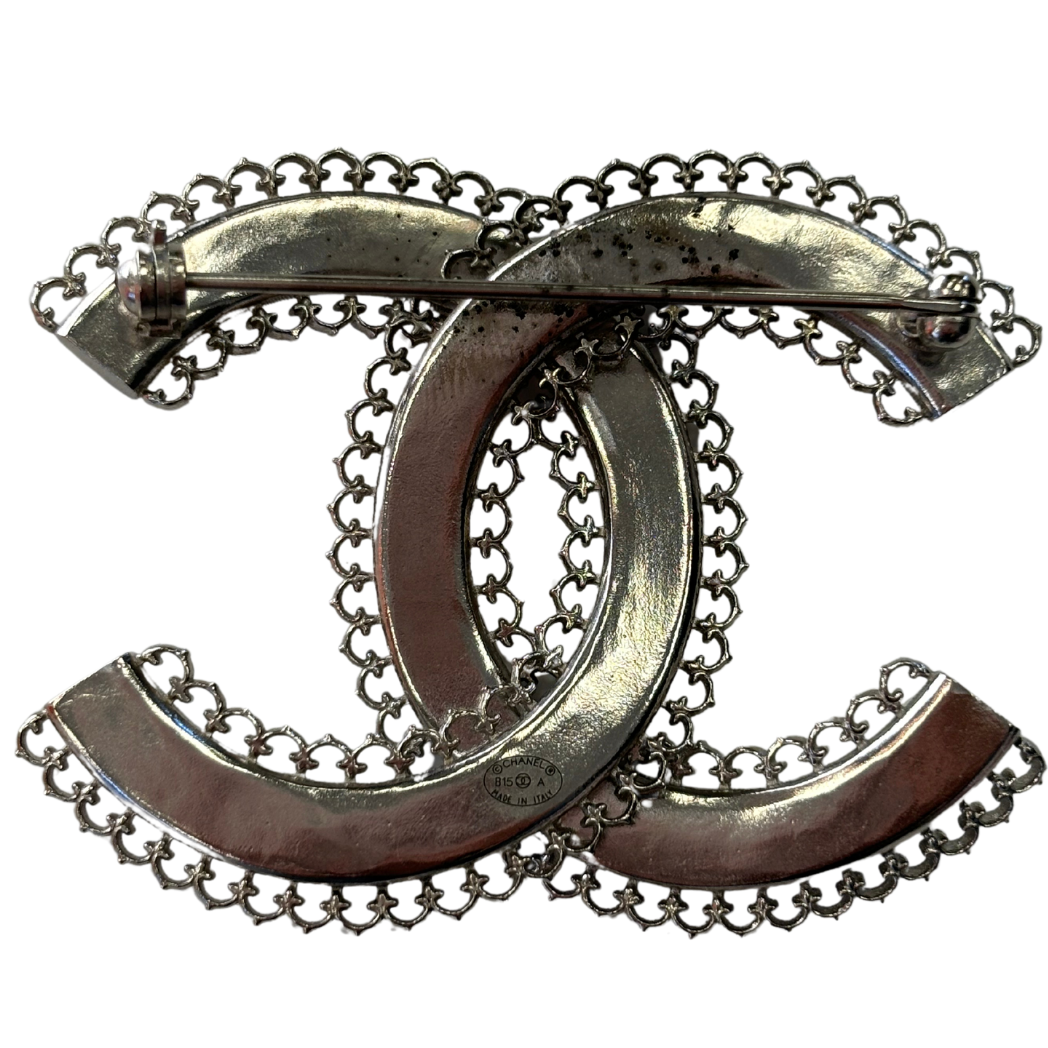 Chanel Scalloped Interlocking Pin