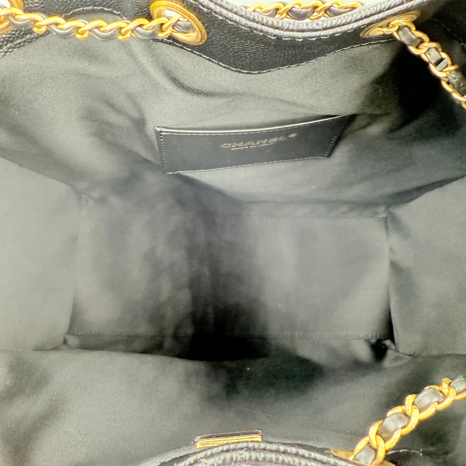 Chanel 25 Large Hobo Handbag Black