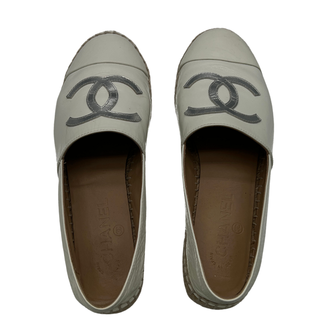 Chanel 2022 Cruise Collection Espadrille