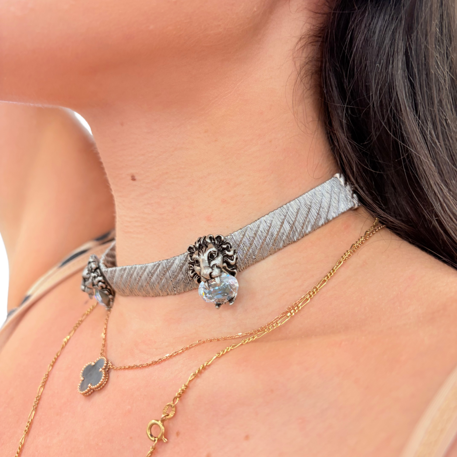 Gucci 3 Lion Heads Choker Necklace Silver