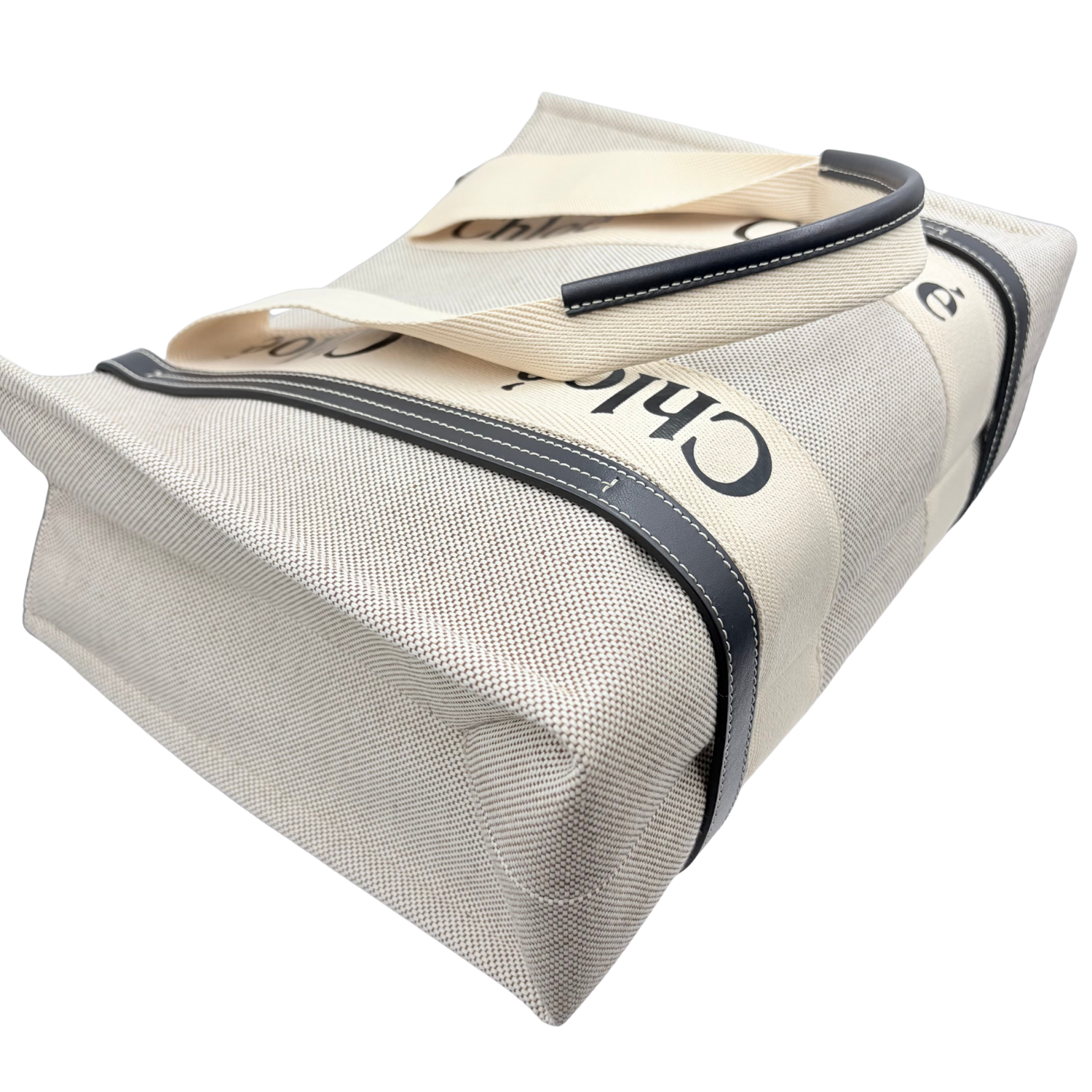 Chloé Woody Canvas Tote Canvas