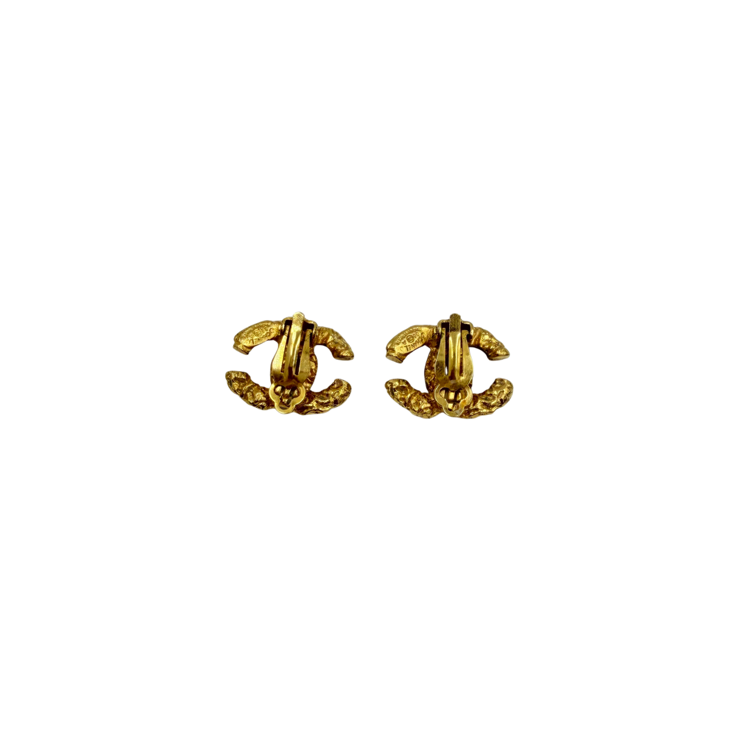 Chanel Vintage Lava CC Clip-On Earrings Gold