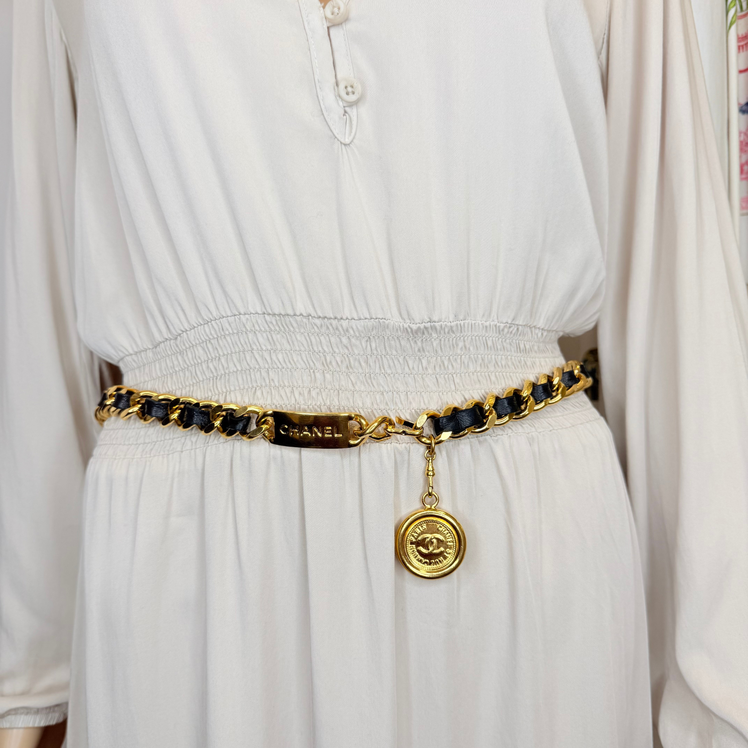Chanel Vintage 1994 Interlocking CC Belt/Necklace Black and Gold