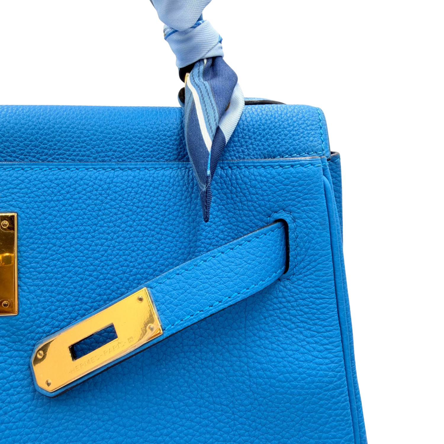 Kelly 28 Togo Blue Zanzibar Gold Hardware comes with Twilly